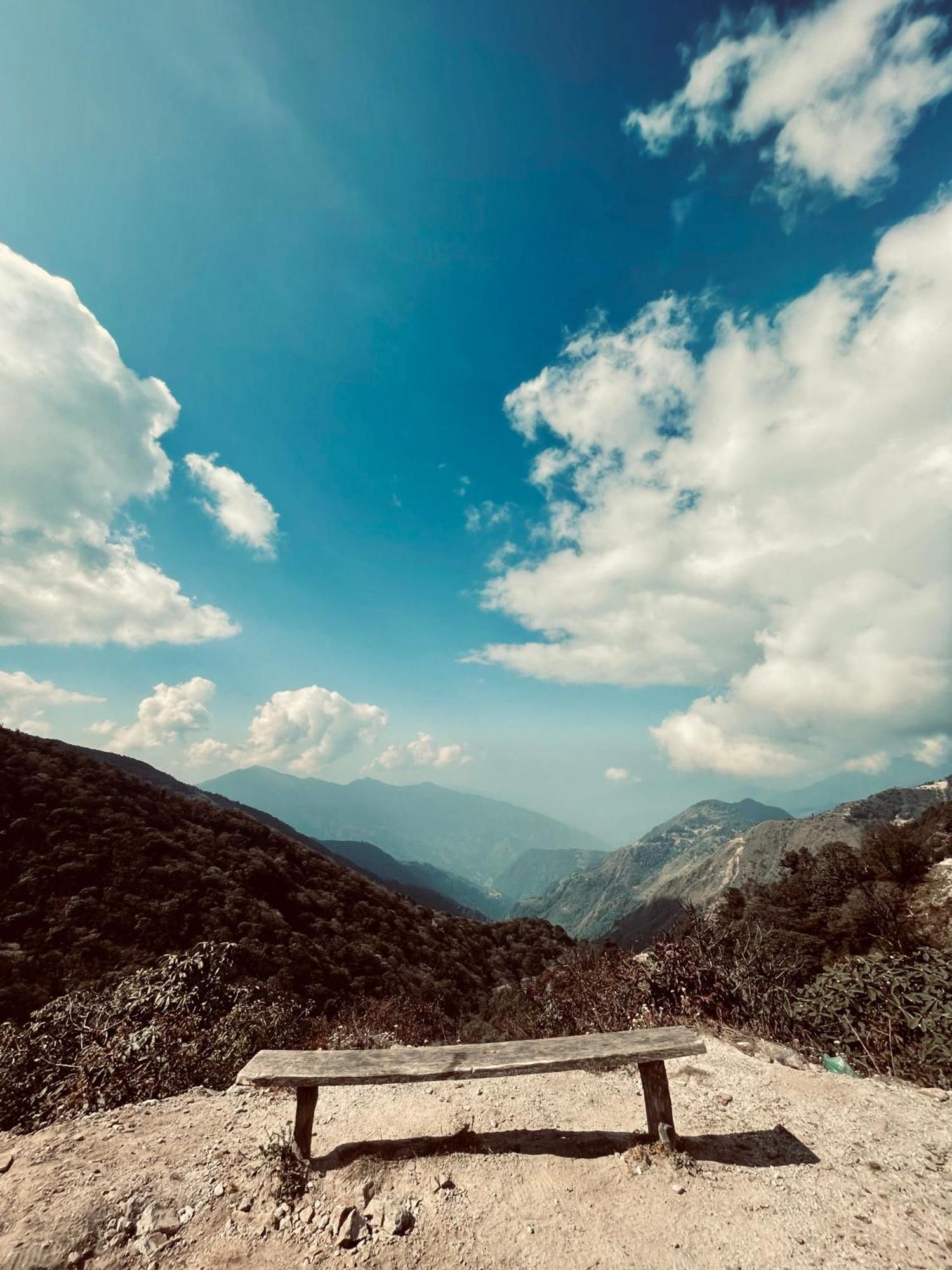 Hostel Wake In Himalayas Pelling Exterior foto