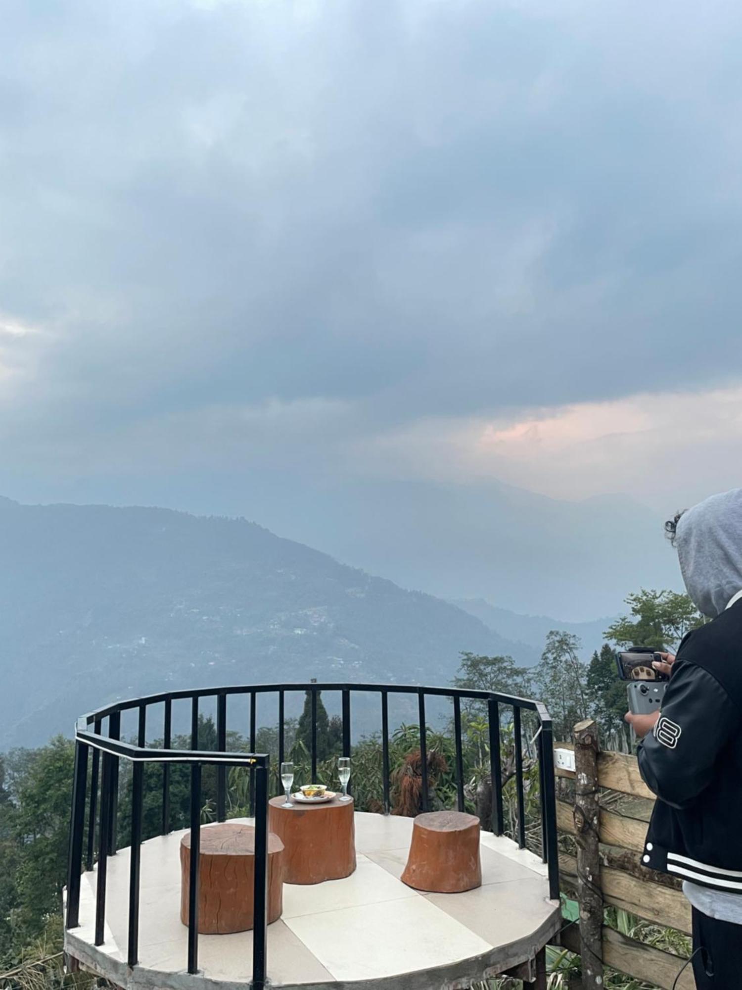 Hostel Wake In Himalayas Pelling Exterior foto